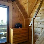 Bukowianska Ostoja Jacuzzi Sauna I Balia W Ofercie