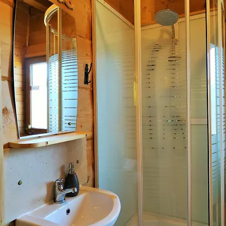 Bukowianska Ostoja Jacuzzi Sauna I Balia W Ofercie *