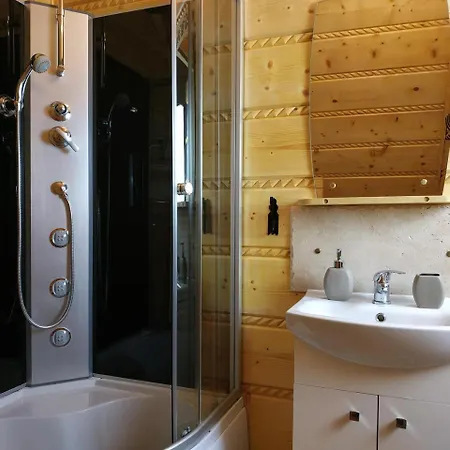 Bukowianska Ostoja Jacuzzi Sauna I Balia W Ofercie *