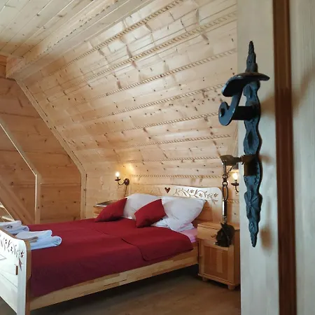 Bukowianska Ostoja Jacuzzi Sauna I Balia W Ofercie